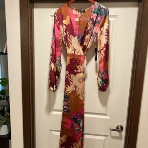 NWT Lulu’s Silk Print Wrap Maxi Dress